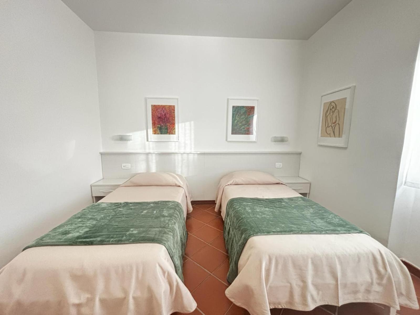 La Nuova Dimora B&B Λ' Άκουιλα Εξωτερικό φωτογραφία
