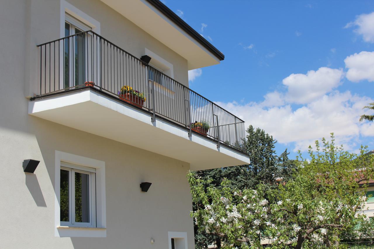 La Nuova Dimora B&B Λ' Άκουιλα Εξωτερικό φωτογραφία